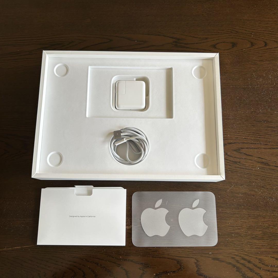 Apple MacBook Air M2 2022 本体 箱 付属品付き Apple MacBook Air M2 2022 本体 箱 付属品付き