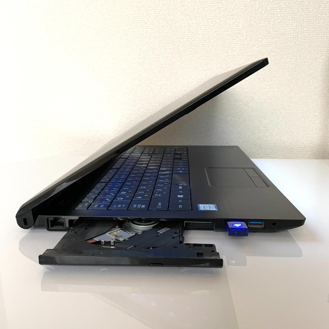★Win11★ 第8世代i5 メモリ16GB SSD テンキー付き 東芝 GG3