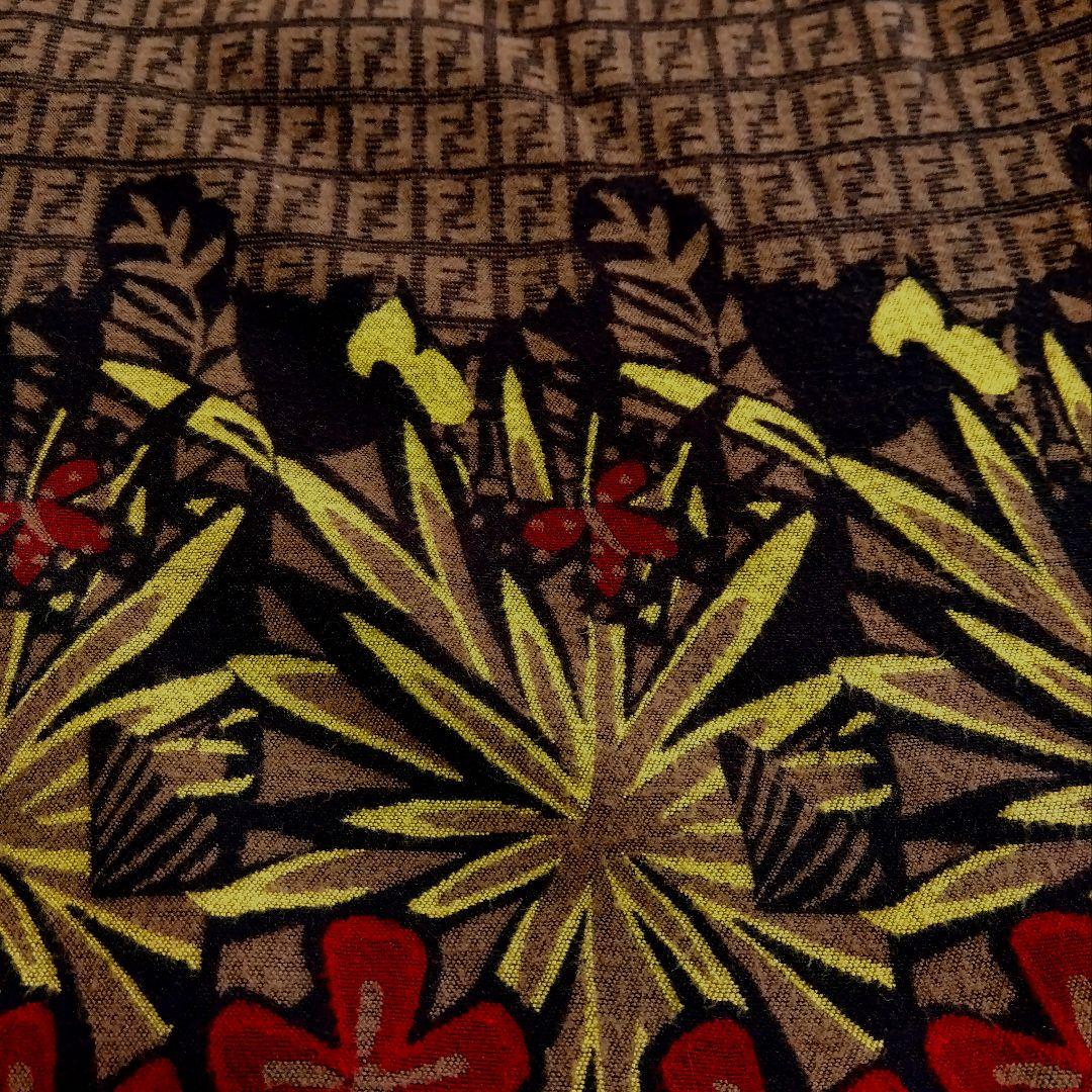 FENDI 花柄ストール