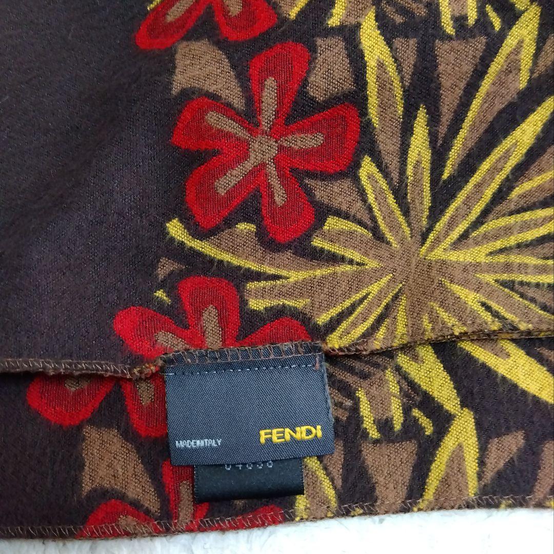 FENDI 花柄ストール