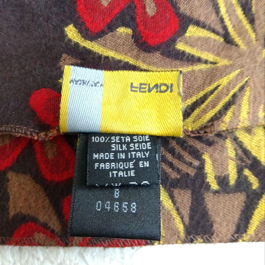 FENDI 花柄ストール