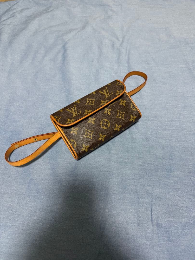 Louis Vuitton モノグラム ボディバッグ