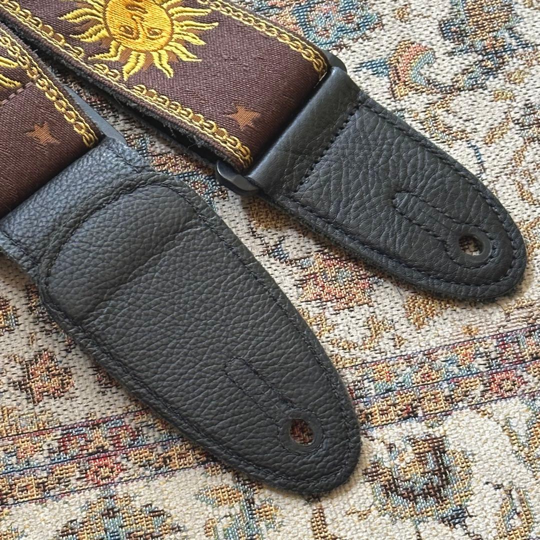 LEVY'S MPJG-SUN/レヴィース ギターストラップ (GRN) LEVY\u0027S MPJG-SUN-RED Levy\u0027s MPJG \u002760s Sun Polyester Guitar Strap