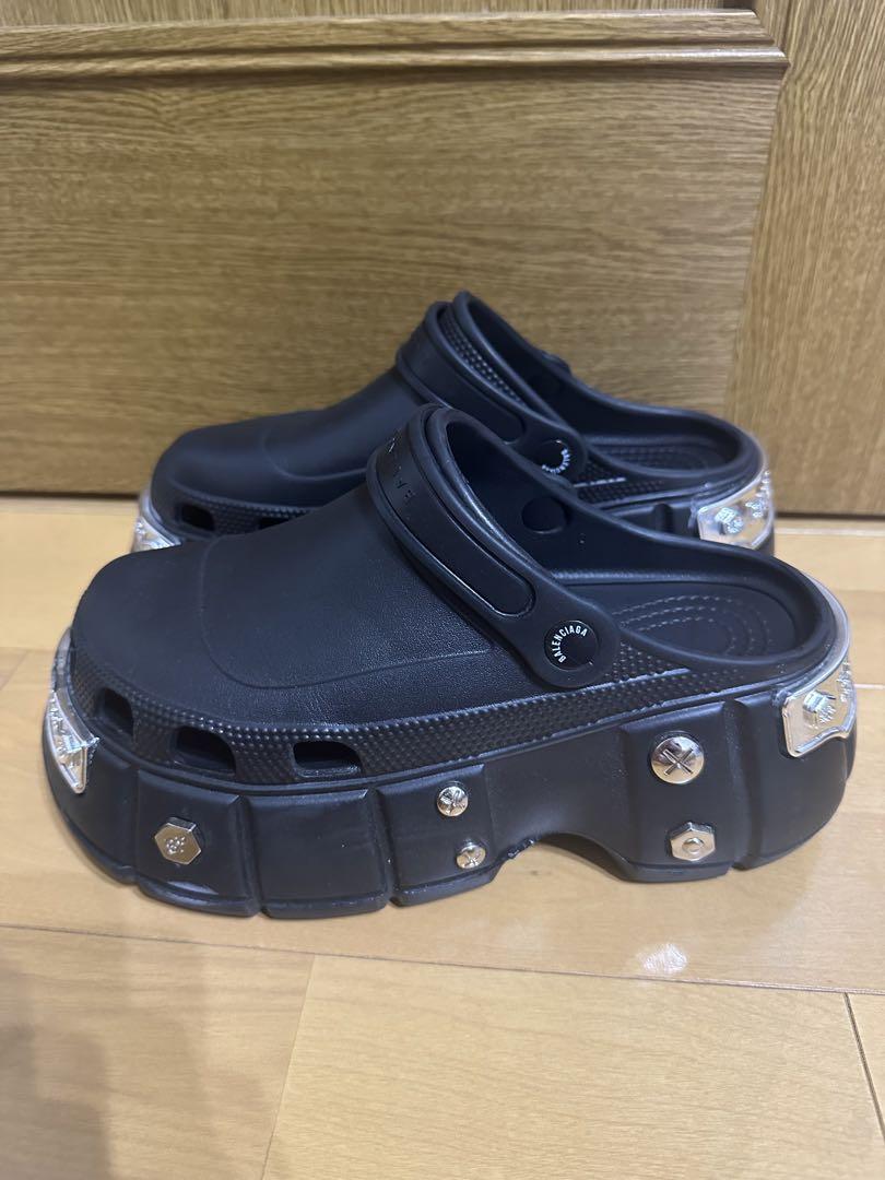 BALENCIAGA