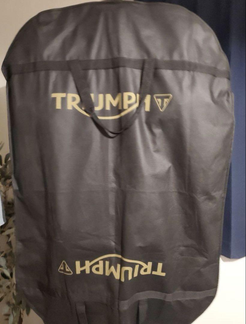 トライアンフ レザージャケット ゴアテックス