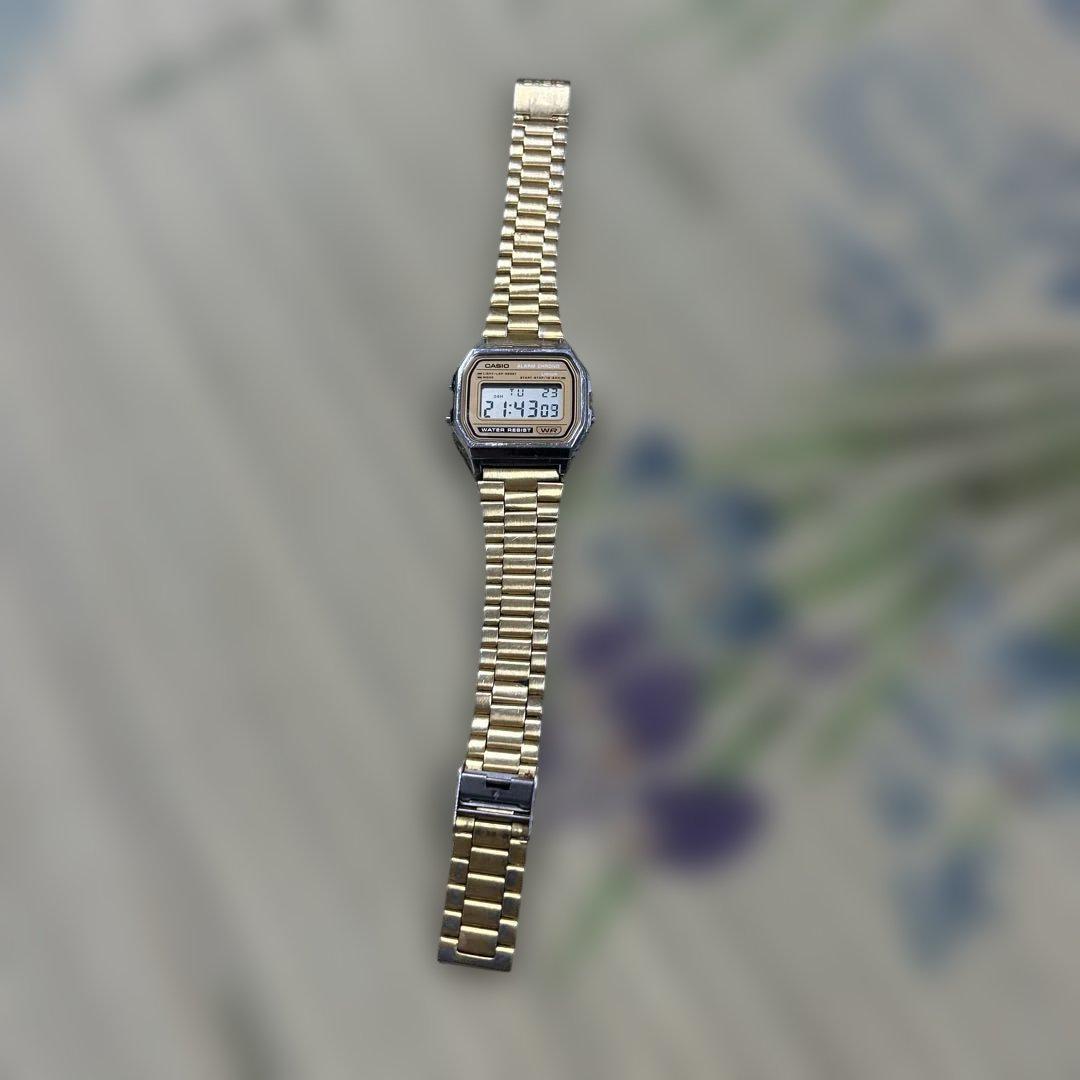 CASIO A158WE あいみょんモデル 初期型 枠なし チープカシオ CASIO A158WE あいみょんモデル 初期型 枠なし チープカシオ