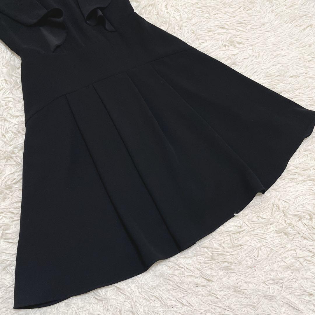 【美品】フォクシー ワンピース フリル Aライン ひざ丈 38 黒