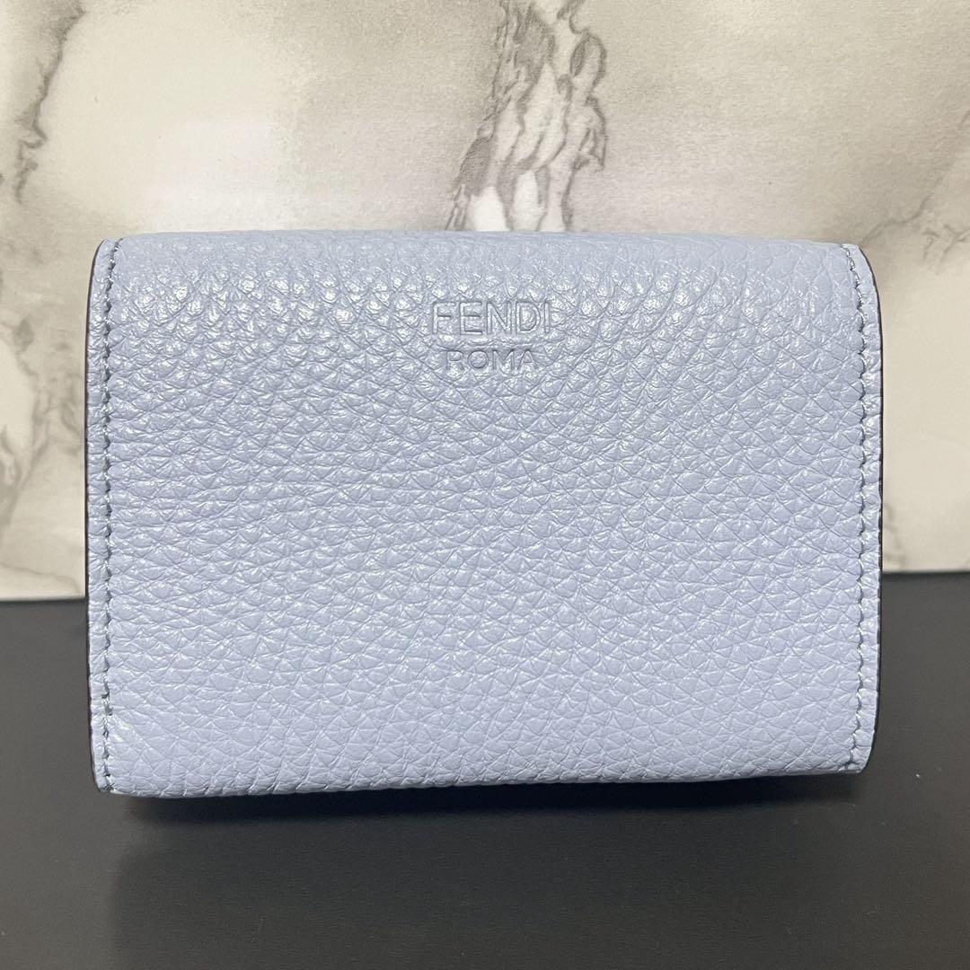 財布 未使用 フェンディ fendi レザー コンパクト財布 ブルーピーカブー 画像3