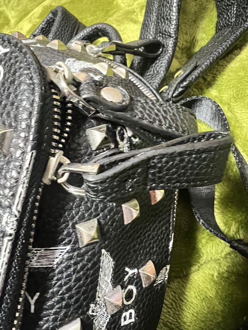ACCESSORIES/GOODS – BOY LONDON