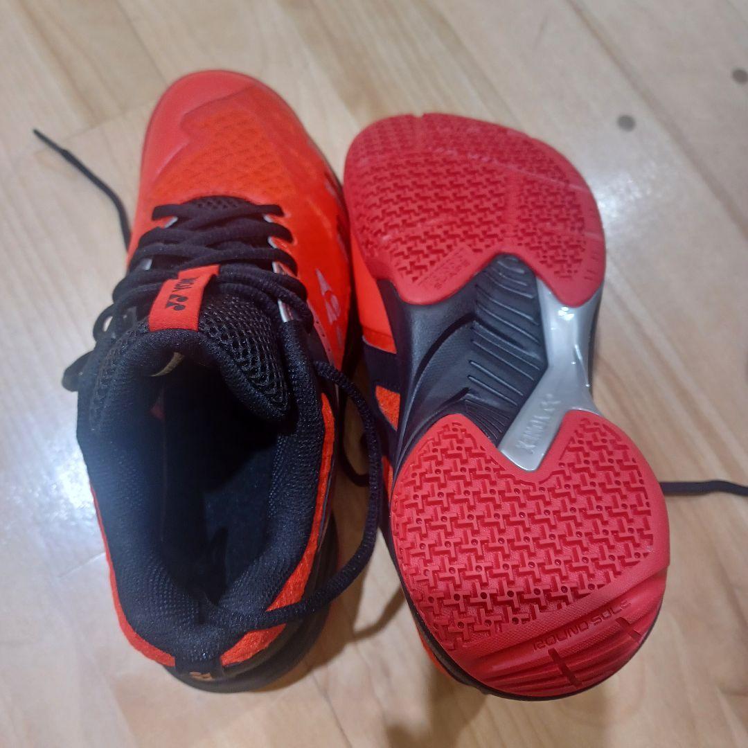 YONEX バドミントンシューズ レッド
