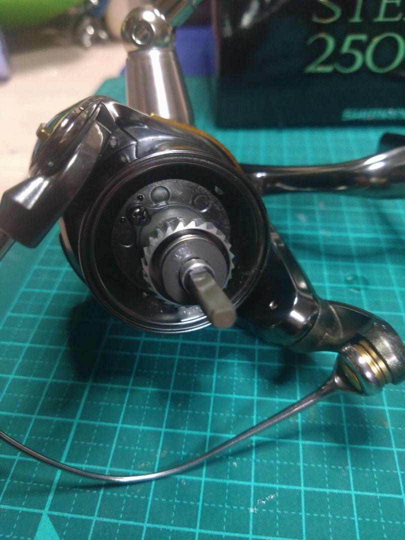 SHIMANO 04STELLA 2500S スピニングリール