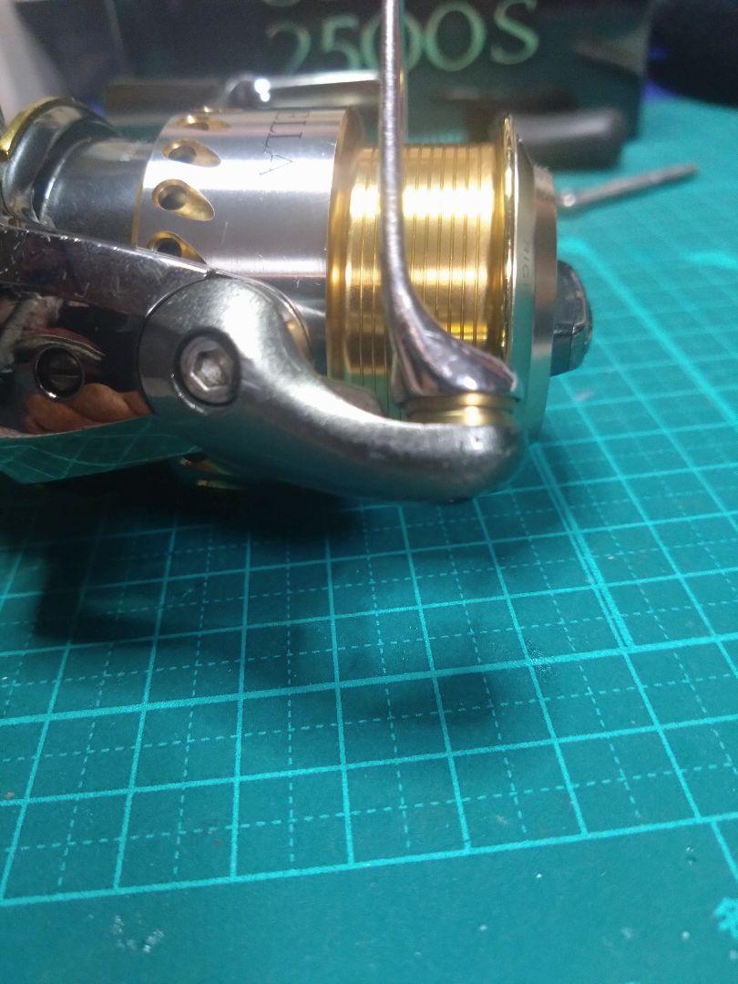 SHIMANO 04STELLA 2500S スピニングリール