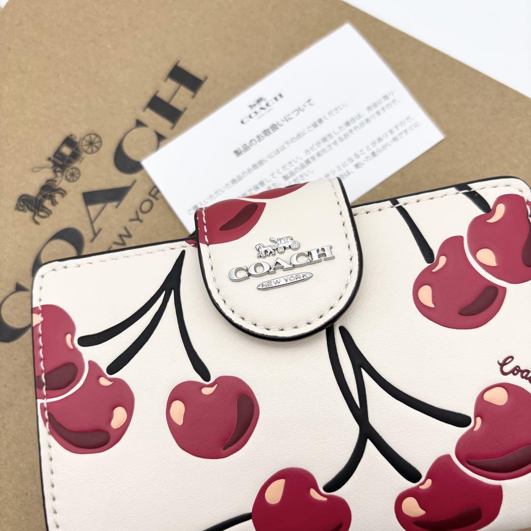 【COACH☆新品】ミディアム コーナー ジップ ウォレット・チェリー