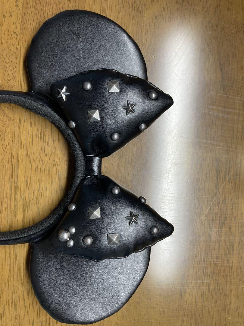 ディズニーカチューシャ、ミニーの黒レザー