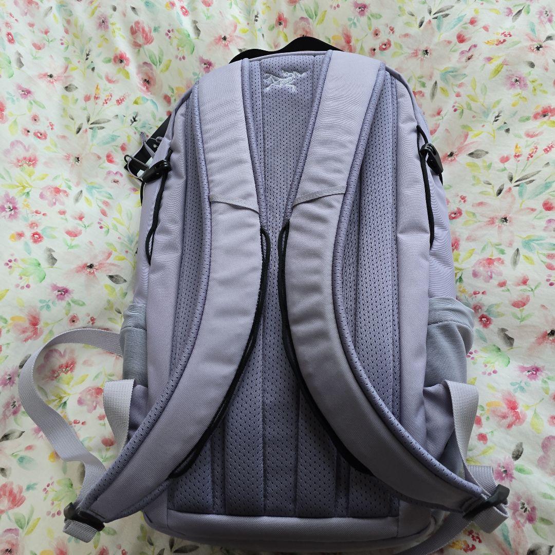 新品 アークテリクス mantis16 velocity 新品 アークテリクス mantis16 velocity