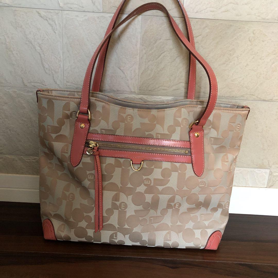 メルカリ Elle エル 通勤バッグ トートバッグ レディース エル 2 999 中古や未使用のフリマ メルカリ Elle エル 通勤バッグ トートバッグ レディース エル 2 999 中古や未使用のフリマ