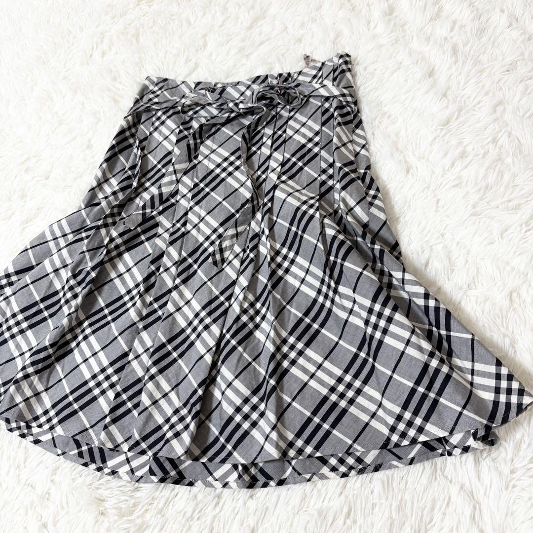 美品✨バーバリーブルーレーベル ノバチェック Dリング ウエストリボン スカート