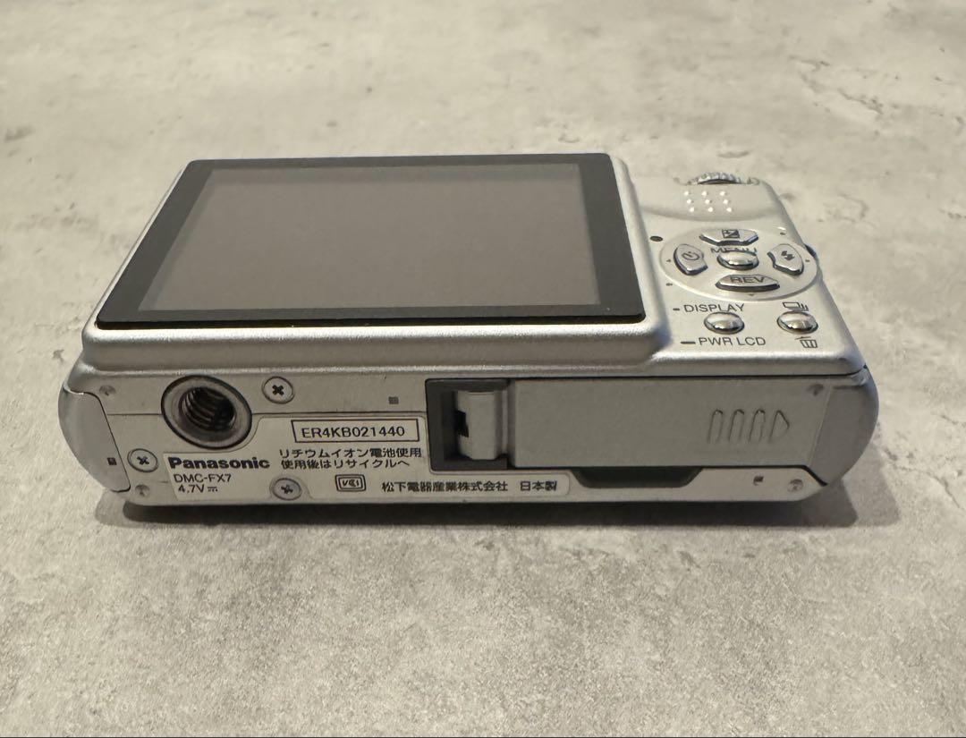 美品＊Panasonic LUMIX DMC-FX7 シルバー