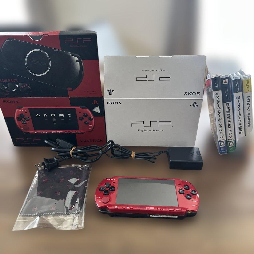 PSP 3000 RED/BLACK ソフト4つ付 - メルカリ