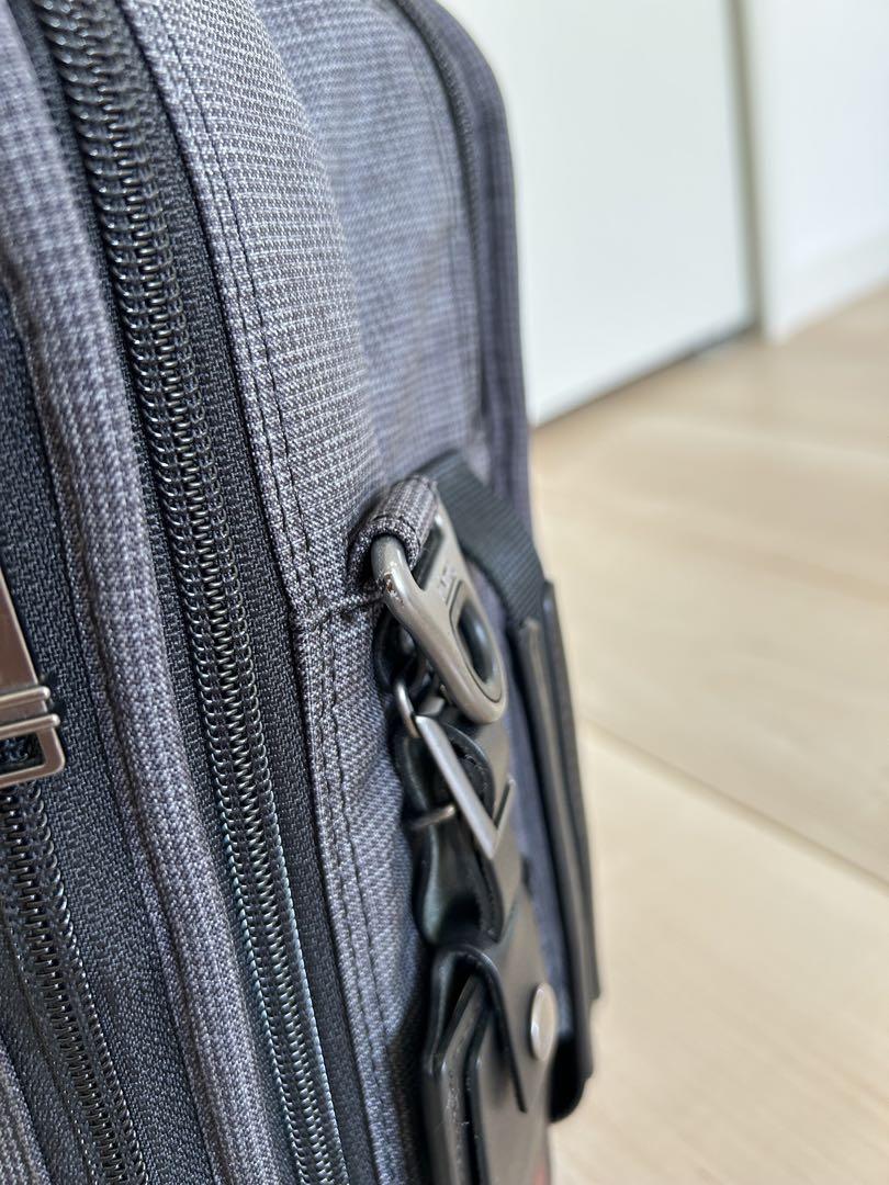 美品 TUMI ビジネスバッグ グレー