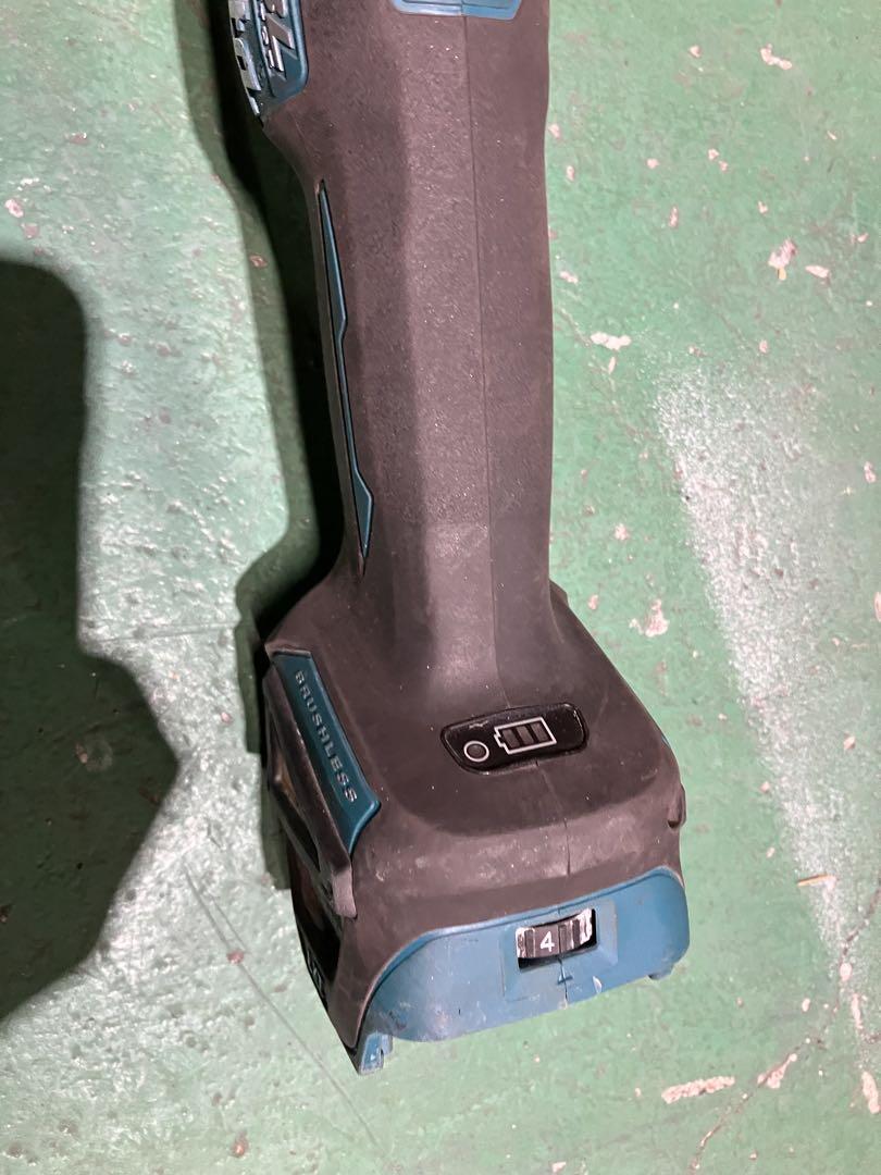 Makita コードレスサンダー