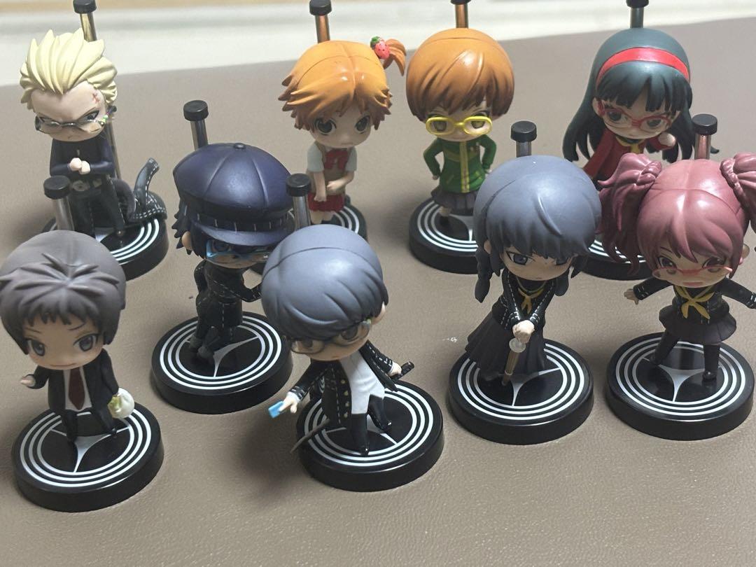 ワンコイングランデ フィギュアコレクション ペルソナ4 ゲーム　アトラス　眼鏡