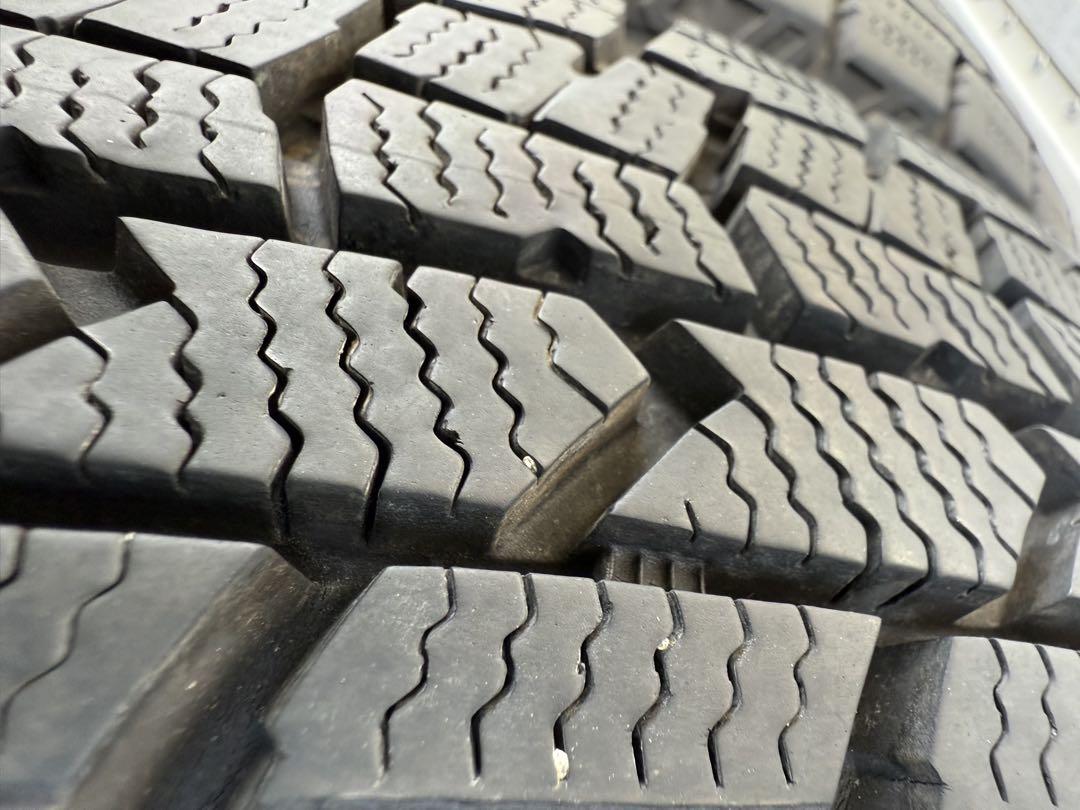 nao takaスタッドレス155／65R14 75Qスチールホイール付き