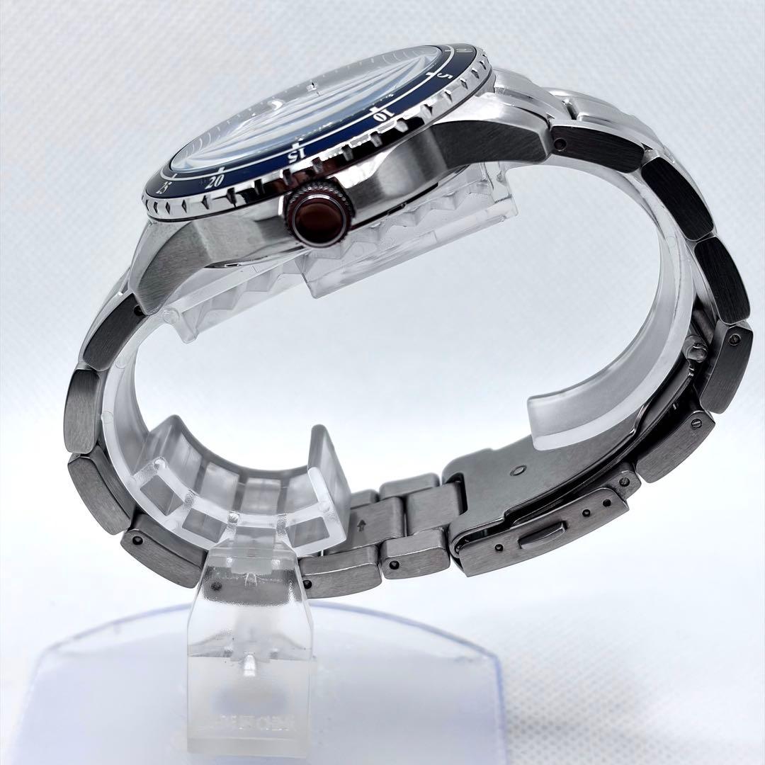 箱付き GUESS ダイバーズウォッチ 100M防水 メンズ 稼働品 新品電池 箱付き GUESS ダイバーズウォッチ 100M防水 メンズ 稼働品 新品電池