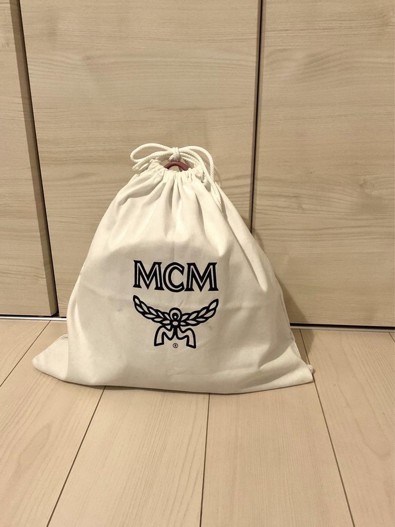MCM ピンク ロゴリュック