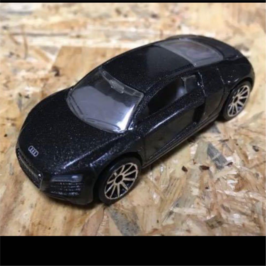 ホットウィール アウディR8 ミニカー