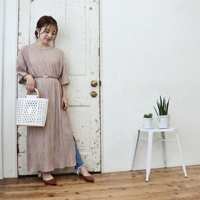 メルカリ Dais Y シワ加工スリットロングワンピース ひざ丈ワンピース 2 100 中古や未使用のフリマ