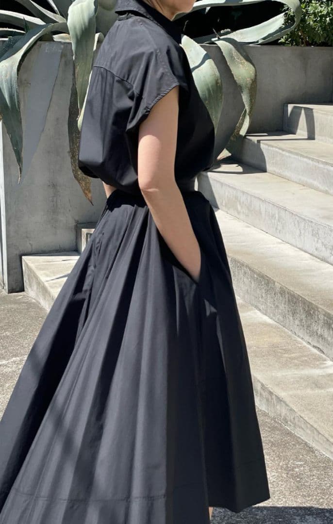 ノースリーブブラウス