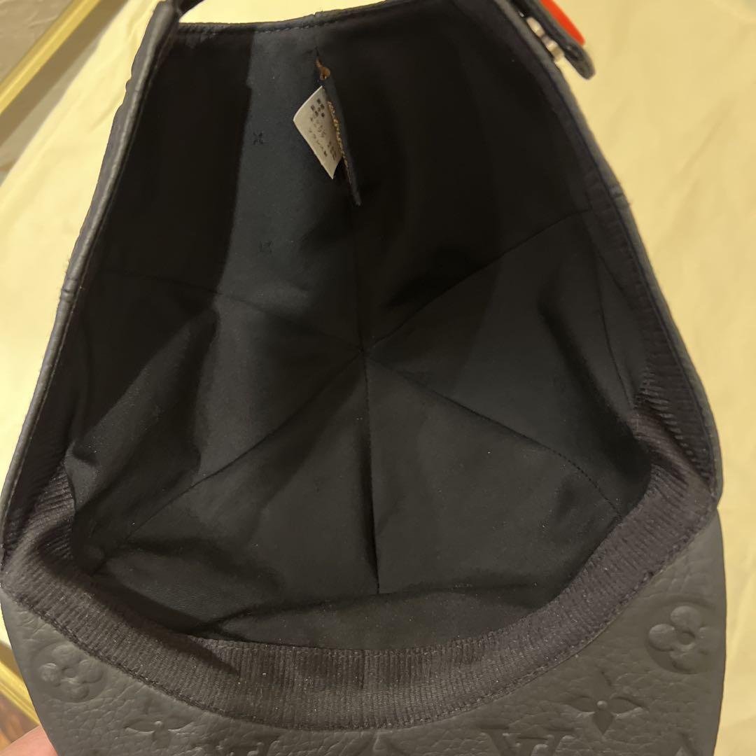 LOUIS VUITTON ブラックレザーキャップ Louis Vuitton ブラック レザーキャップ