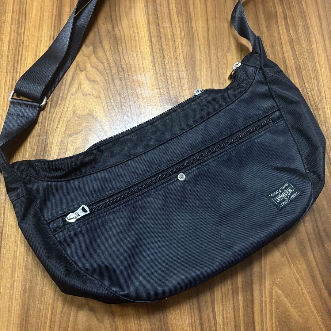 PORTER ポーター 吉田カバン ショルダーバッグ 三日月型 鞄