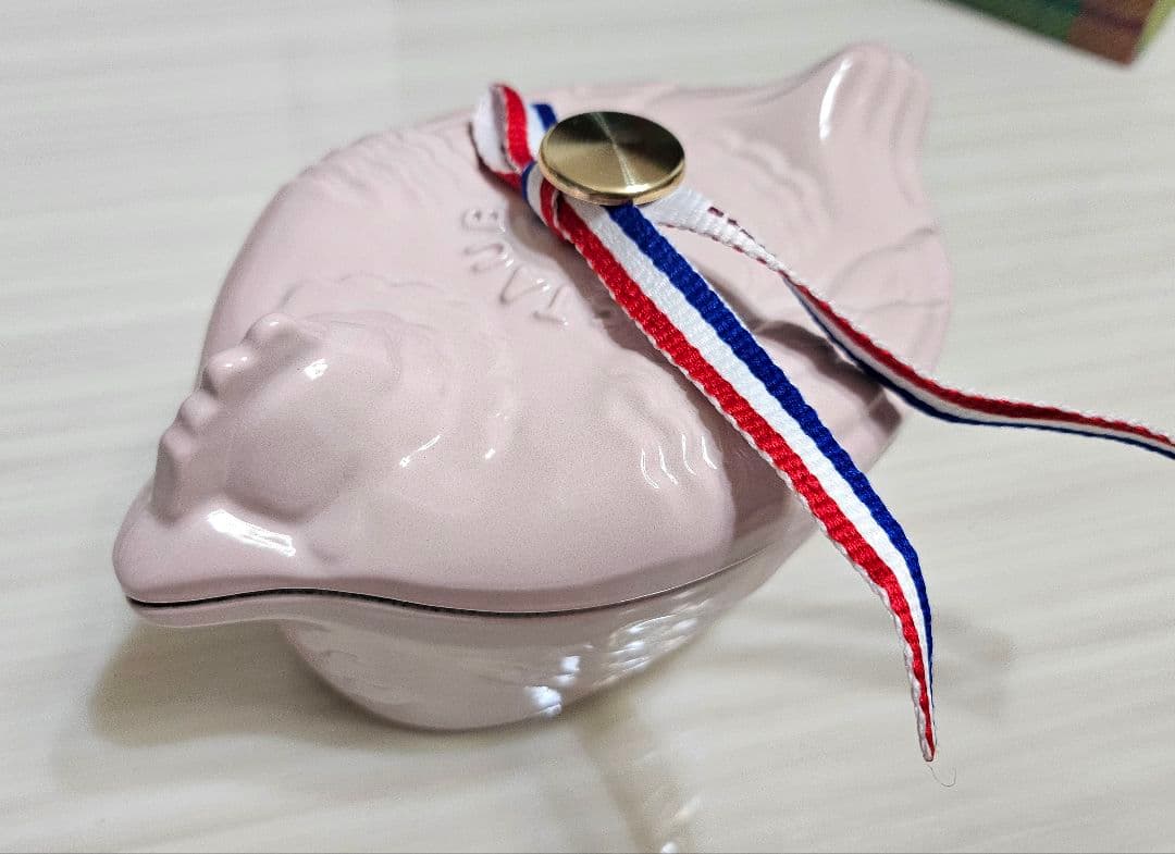 staub ストウブ スモールチキン ココット ソルベローズ