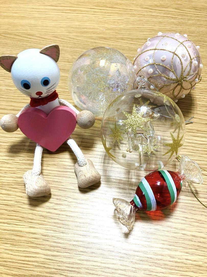 クリスマスオーナメントクリスマス猫白