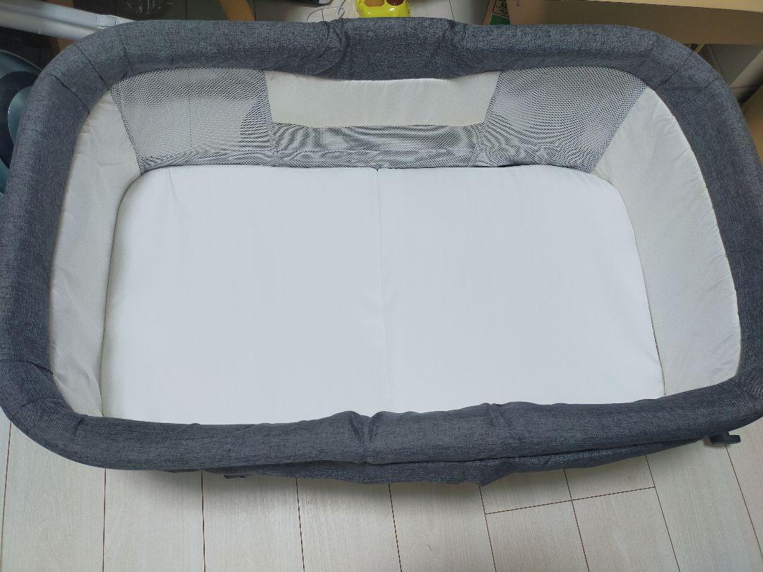 [送料込]ベビーベッド　折り畳み　プレーヤードゆりかご