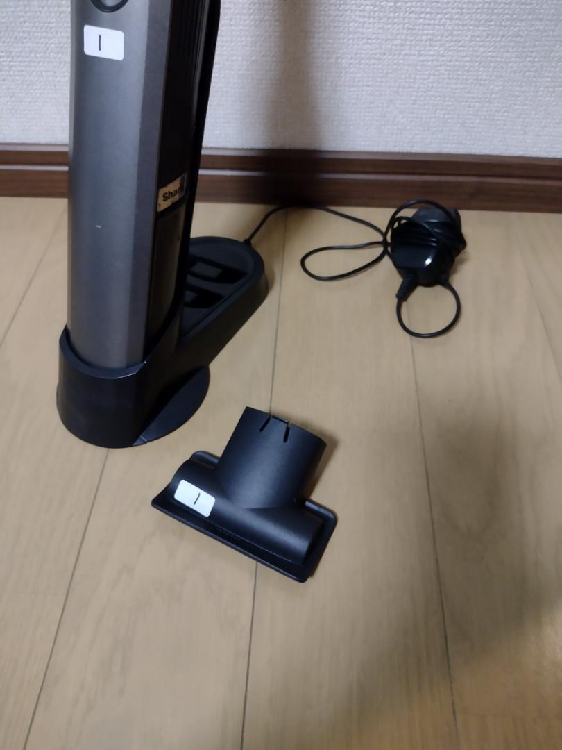 シャーク★ハンディクリーナー★WV285★バッテリーの状態良好★1 シャーク☆ハンディクリーナー☆WV285☆バッテリーの状態良好☆1