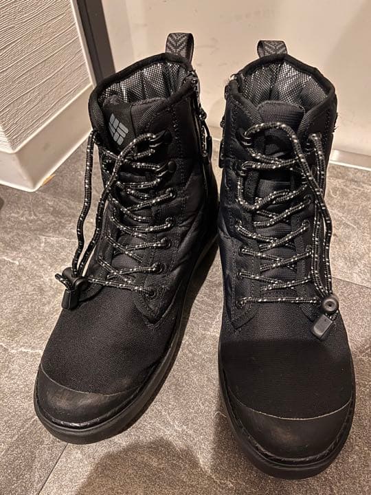 当社の コロンビア (ブラック) オムニヒート サップランド ブーツ