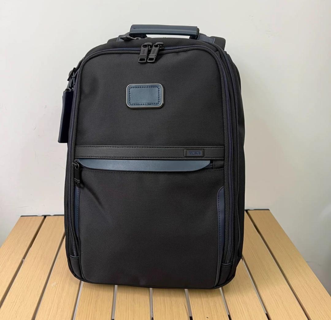 TUMI スリムバックパック ブルーライン TUMI スリムバックパック ブルーライン