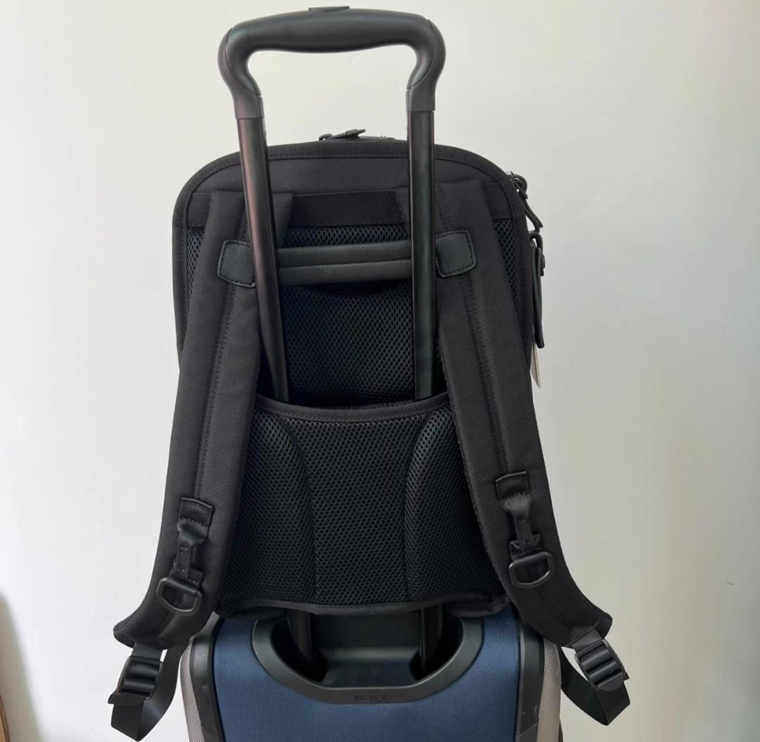TUMI スリムバックパック ブルーライン TUMI スリムバックパック ブルーライン