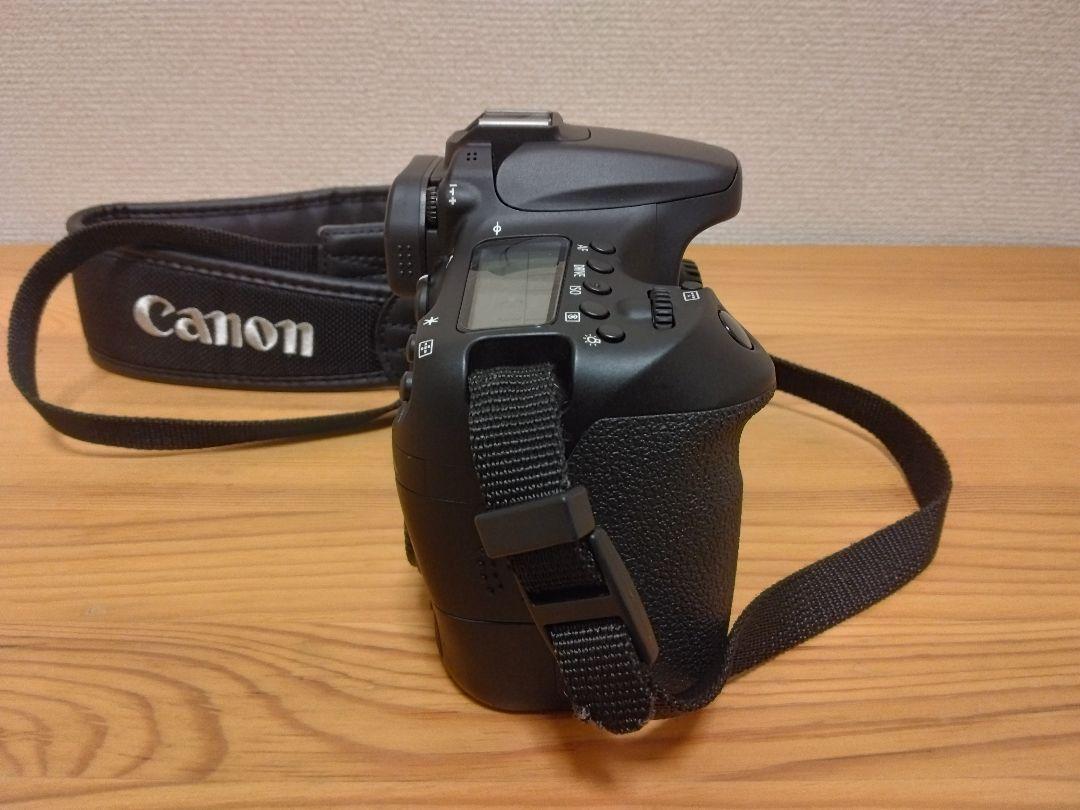 Canon　EOS770D（W）