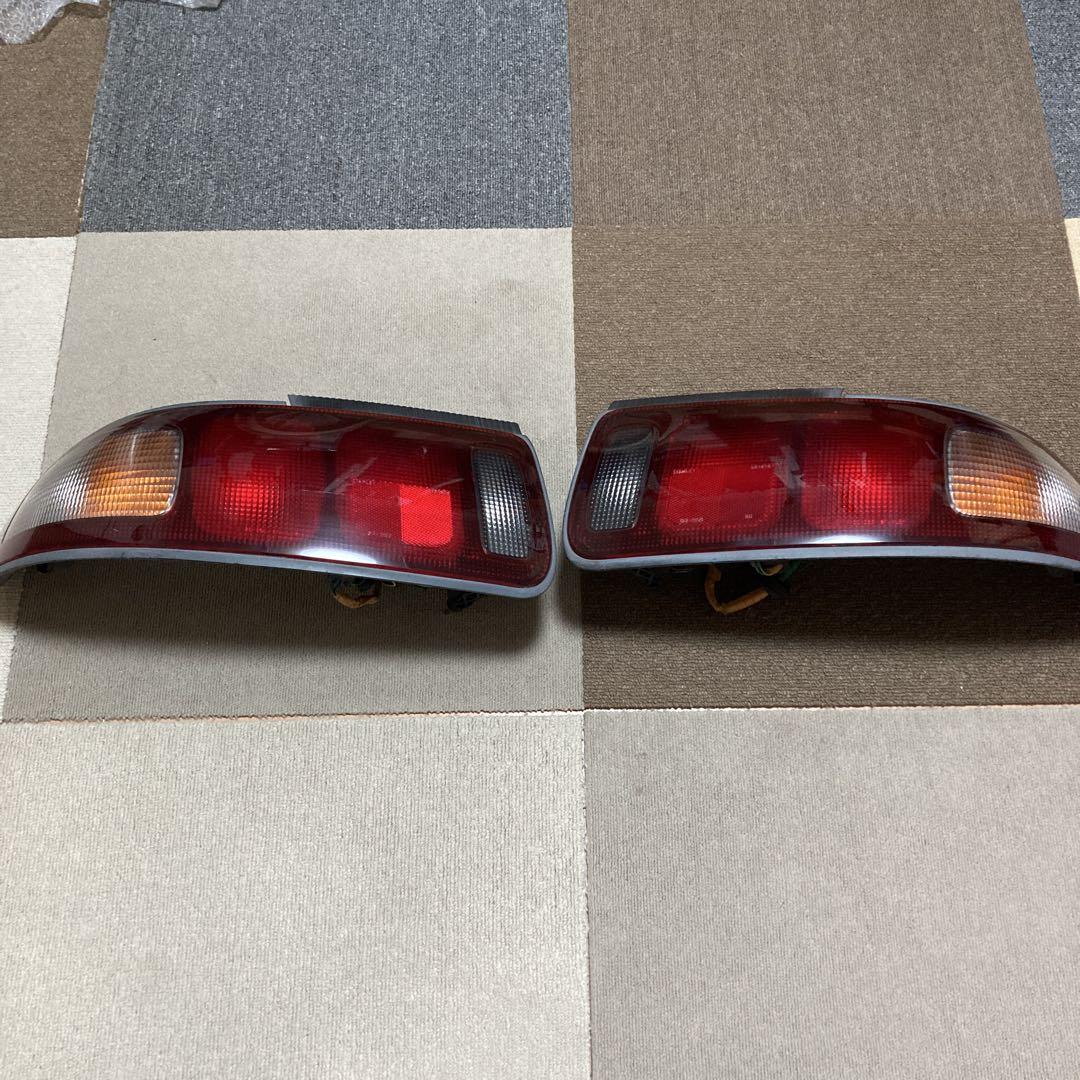 ST20#系セリカ　後期テールランプ左右セット