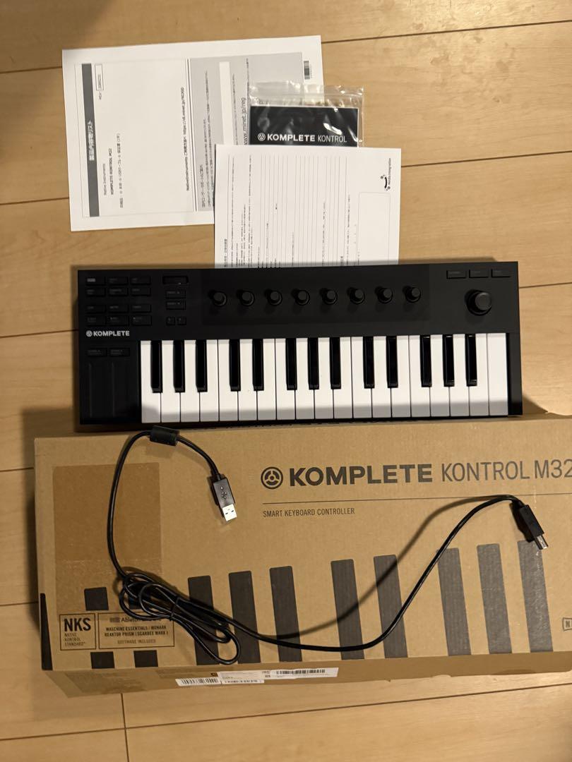 美品 KOMPLETE KONTROL M32