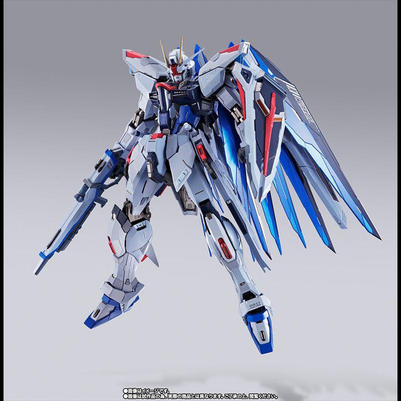 新品未開封メタルビルド フリーダムガンダムSNOW メタルビルド フリーダムガンダム CONCEPT2 SNOW SPARKLE