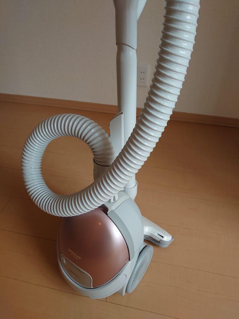 HITACHI 紙パック掃除機　CV-V500