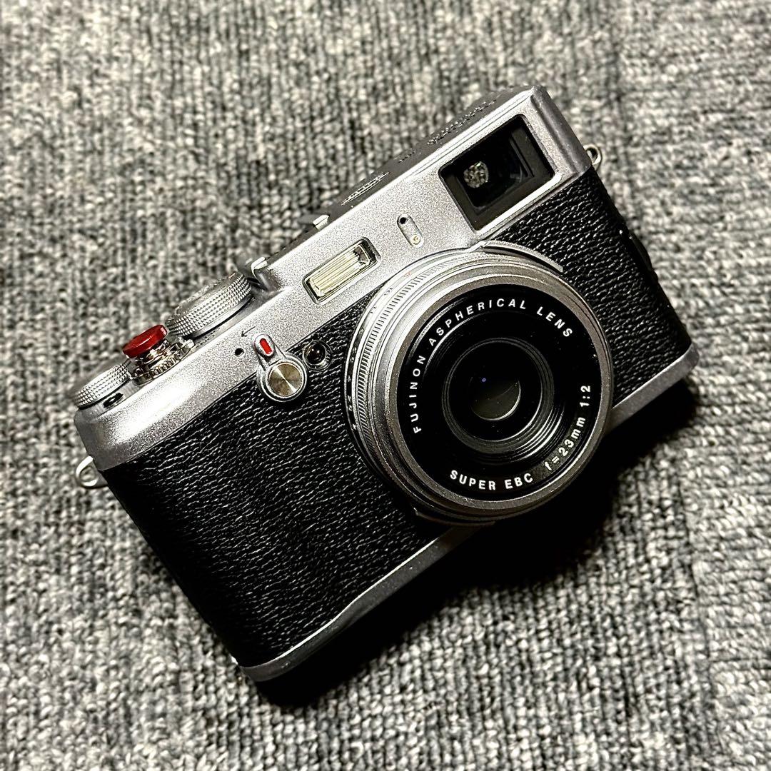 極上美品 Fujifilm FinePix X100 シルバー