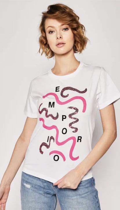 【日本未発売】EMPORIO ARMANI レディースTシャツ