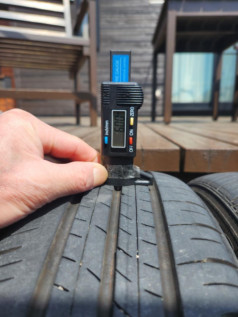 175/55R15　ダンロップ　エナセーブeco300+