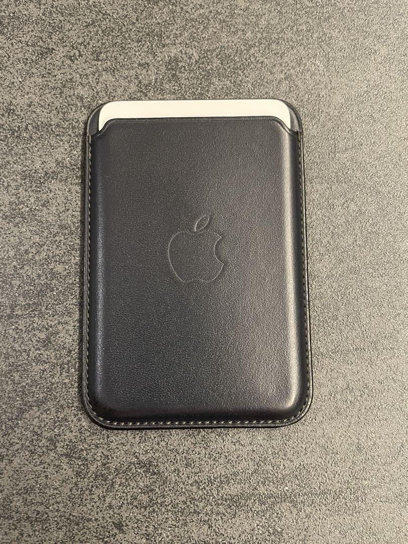 Apple iPhone Leather Wallet ブラック